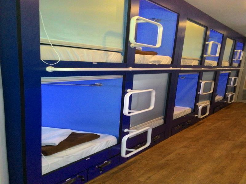 Qb Sleep Capsule Hotel Kuta Lombok Extérieur photo